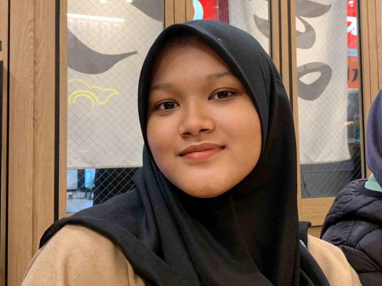 Merangkai Komitmen dalam Kata Cerita Pendaftaran Beasiswa Unggulan