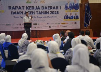 Rakerda IWAPI Aceh Resmi Dibuka, Plt Sekda Perempuan Dominasi UMKM dan Ekonomi Kreatif