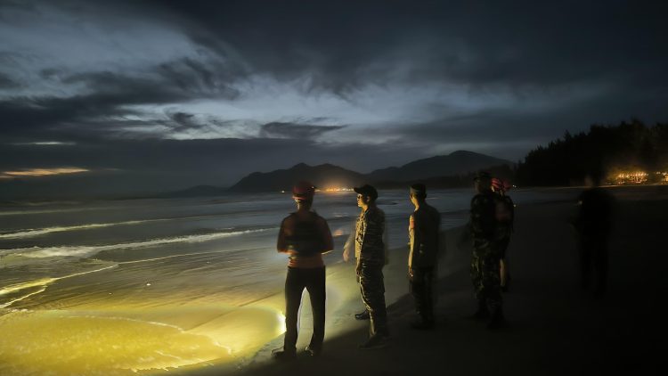 Tim SAR Cari Mahasiswa Asal Medan yang Hilang Terseret Ombak di Pantai Lhoknga