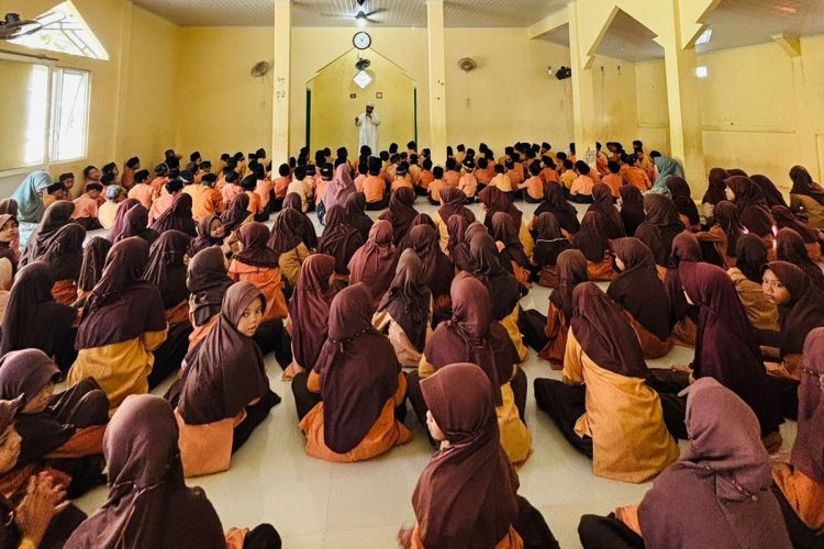 Baca Yasin Berjamaah di MIN 29 Aceh Besar, Bentuk Karakter Religius dan Disiplin Siswa