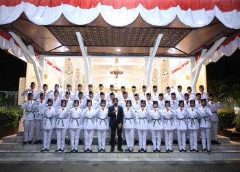 Gubernur Aceh Kukuhkan 44 Anggota Paskibraka untuk Upacara 17 Agustus 2025 di Blang Padang