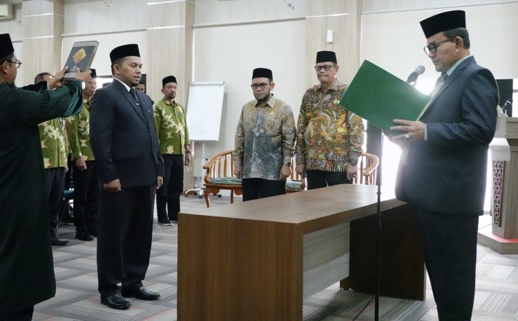 Kakanwil Kemenag Aceh Lantik Munawar sebagai Kakankemenag Kota Subulussalam