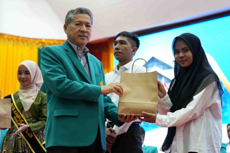 Kisah Inspiratif Penerima KIP Kuliah di USK: Ukhti Nia Ulfa Tembus Prodi Ilmu Keperawatan