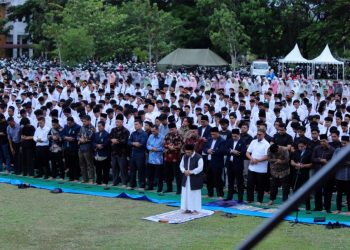 Mahasiswa Baru UIN Ar-Raniry Khatam Al-Qur’an, Zikir, dan Ikrar Bersama