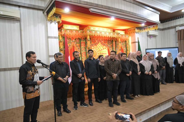 Wagub Kukuhkan Pengurus Aceh Australian Alumni 2025-2028, Dorong Kontribusi untuk Pembangunan Daerah