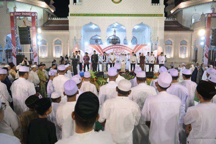 Zikir dan Doa Bersama di Masjid Raya Baiturrahman Warnai Peringatan 20 Tahun Damai Aceh