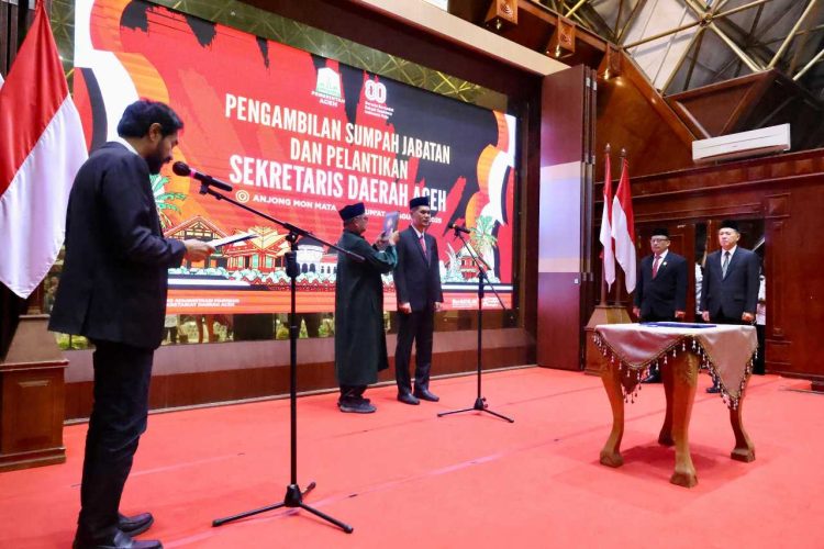Mualem Lantik M Nasir sebagai Sekda Aceh, Tekankan Percepatan APBA dan Kawal Revisi UUPA