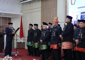 Pengurus Majelis Adat Aceh PAW 2021–2026 Resmi Dikukuhkan Wali Nanggroe