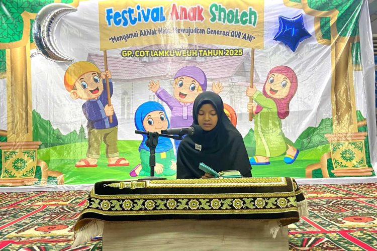 Gampong Cot Lamkuweuh Gelar Festival Anak Saleh Sambut Maulid Nabi