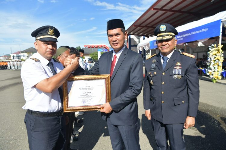 Harhubnas 2025 di Aceh: Pilot Garuda Capt Ichsan dan Sopir Labi-Labi Tarmizi Raih Penghargaan Tokoh Transportasi
