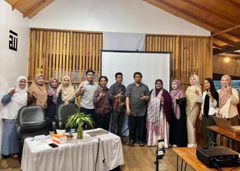 Pendiri RUMAN Aceh Berbagi Praktik Baik Literasi dengan Gayo Literacy Community