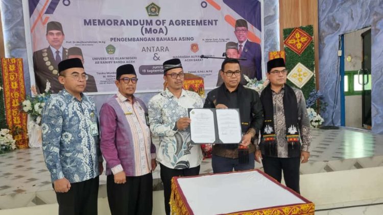 MAN 1 Aceh Barat Gandeng UIN Ar-Raniry, Siswa Belajar Bahasa Arab, Inggris, Turki, Jepang, hingga Mandarin