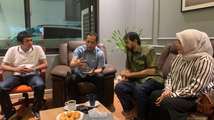 Mualem Temui Menkop Ferry Juliantono, Minta Dukungan Pusat untuk Penguatan Koperasi di Aceh