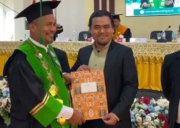 Tevam Raih Penghargaan Tendik Teladan Berintegritas di STAIN Teungku Dirundeng Meulaboh