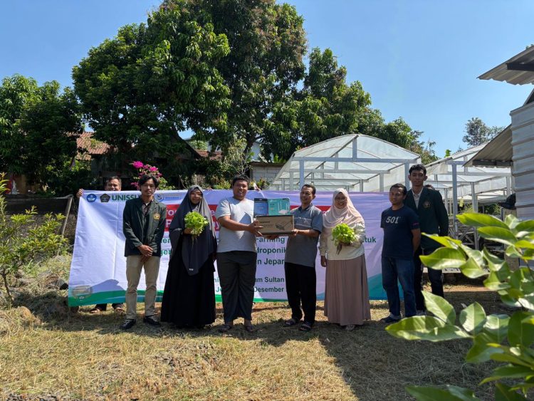 UMKM Hidroponik Jepara Naik Kelas dengan Dukungan Perguruan Tinggi