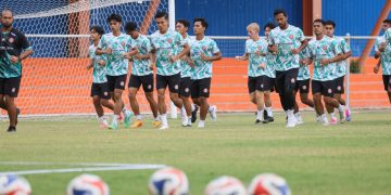 Pemain Persiraja Banda Aceh menjalani latihan persiapan laga lanjutan Pegadaian Championship 2025/26