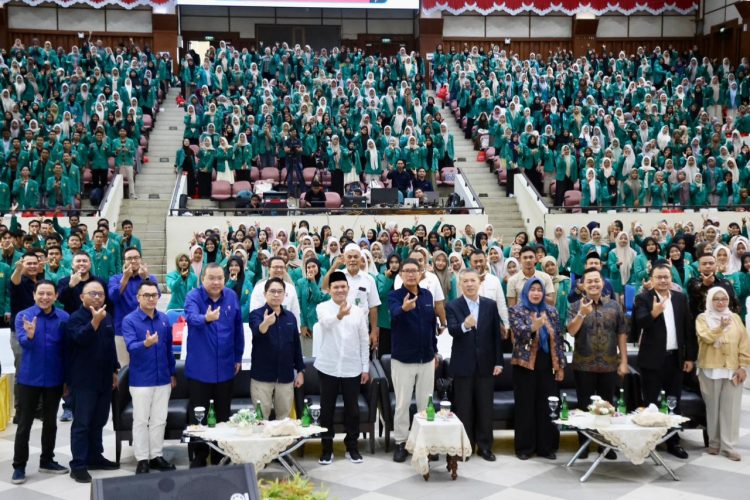 OJK Mengajar di USK, Wagub Fadhlullah Ajak Generasi Muda Aceh Melek Literasi Keuangan Syariah