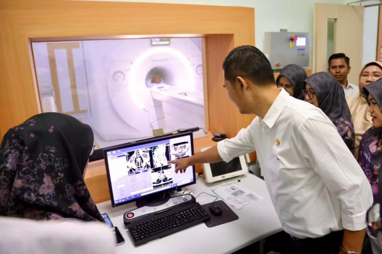 Masyarakat Aceh Kini Tak Perlu ke Luar Daerah, RSUDZA Miliki MRI 1,5 Tesla