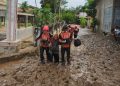 100 Warga Terjebak Banjir di Sekolah IT Pante Geulima Berhasil Dievakuasi Tim SAR Gabungan