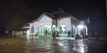 Banjir Surat Cinta dari Allah SWT