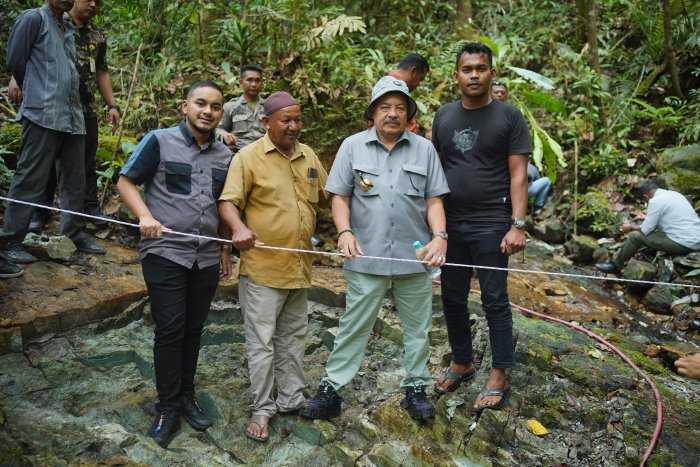 Batu Giok Raksasa 5.000 Ton Ditemukan di Beutong, Nagan Raya