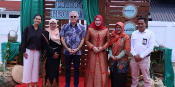 Dari Cendol Janeng hingga Tas Anyaman, Kreativitas Perempuan Aceh Olah Hasil Hutan Bukan Kayu Bersinar di Uroe Peukan