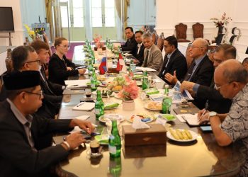 Dubes Rusia Temui Wali Nanggroe Aceh, Bahas Kerja Sama Multi Sektor dari Energi hingga Pendidikan