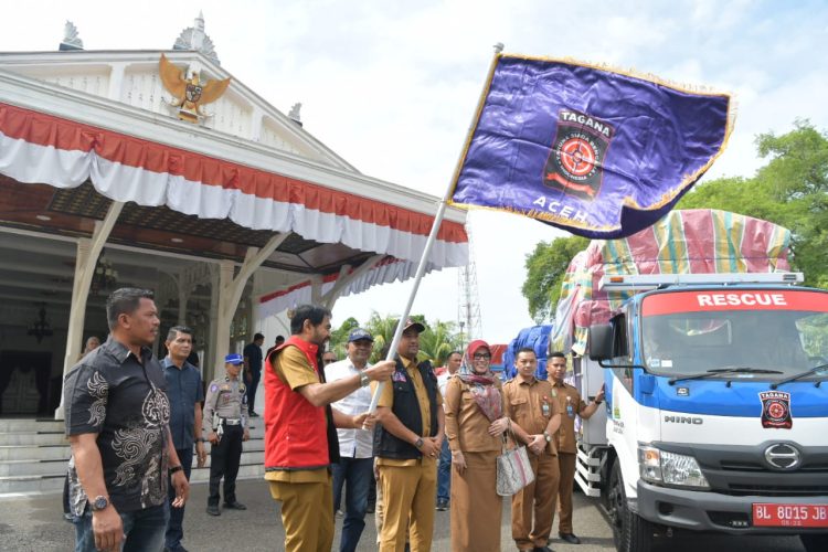 Mualem Start Distribusi Logistik, Aceh Tingkatkan Kesiapsiagaan Bencana