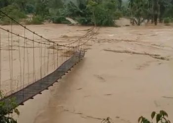 Darurat Banjir Aceh: Jembatan Putus, 60 Warga Samar Kilang Terjebak di Kebun