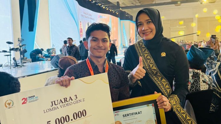 Santri Aceh Ikhwanul Kiram Juara 3 Nasional di Festival Video Pendek Gen Z DPD RI Award 2025