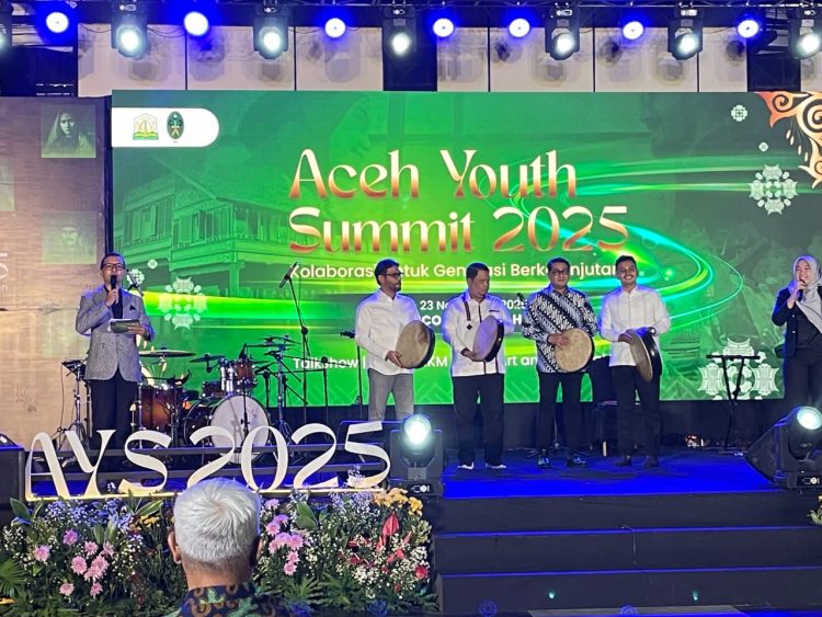 Aceh Youth Summit 2025: Menekraf Teuku Riefky Harsya Minta Pemuda Aceh Siap Hadapi Era Digital