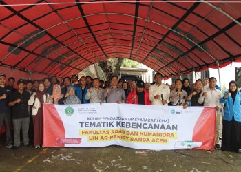 UIN Ar-Raniry Terjunkan 112 Mahasiswa ke Lokasi Banjir Pidie Jaya dan Bireuen