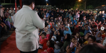 Sambut Tahun Baru Bersama Warga, Presiden Prabowo Tegaskan Komitmen Negara Hadir