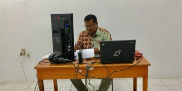 Event, Seni, dan Masalah Standar