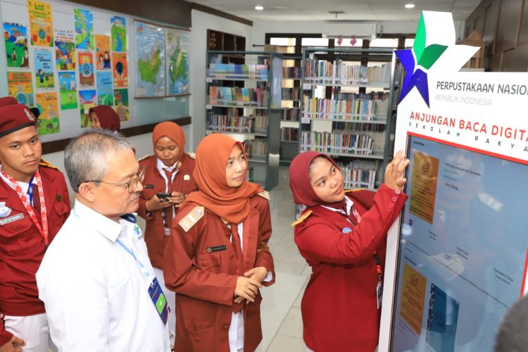 Perpusnas Perkuat Sekolah Rakyat dengan Buku dan Anjungan Baca Digital