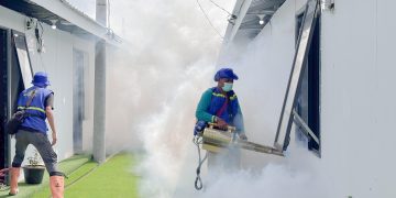 Relawan TCK Kemenkes Sterilkan Huntara Aceh Tamiang dari Nyamuk Aedes aegypti