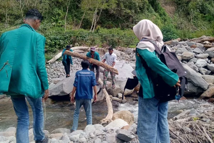Mahasiswa USK Turun ke Lampahan Timur, Bangun Ketangguhan Bencana Berbasis IoT dan Geospasial