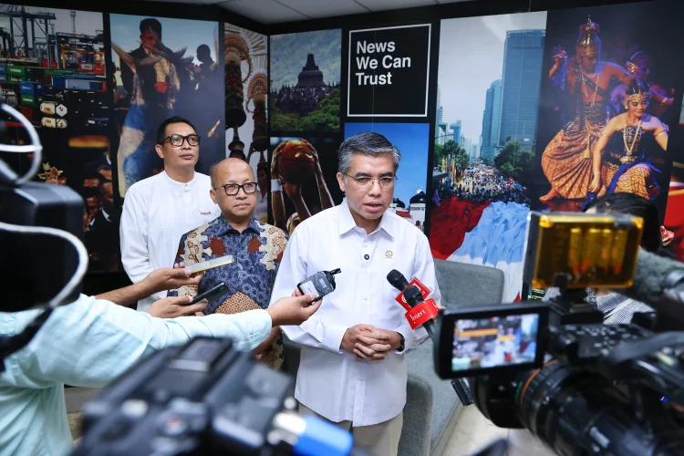 Tak Hanya Sertifikat Magang, Menaker Minta Peserta Kantongi Sertifikat BNSP