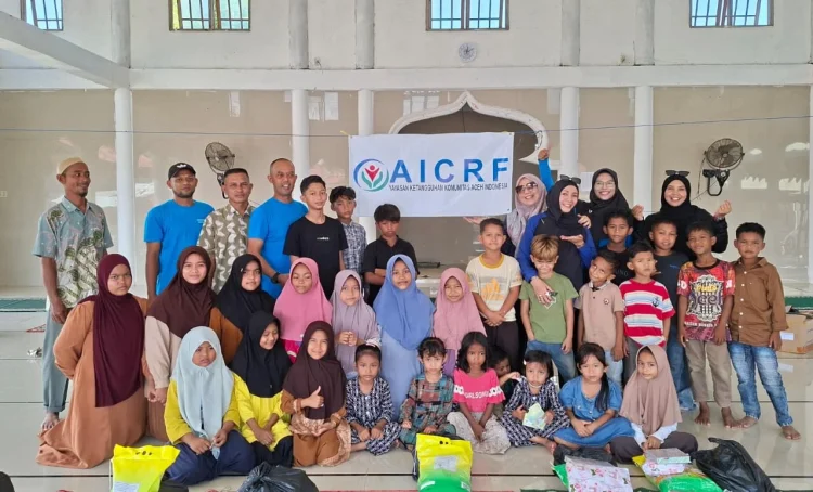 AICRF Salurkan Paket Ibadah dan Sembako untuk Anak Penyintas Bencana Aceh Jelang Idulfitri