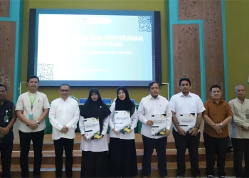 USK Serahkan SK kepada 251 Pegawai Tetap PTNBH, Perkuat SDM Menuju Kampus Unggul