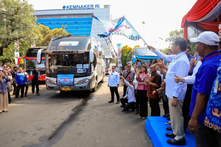 Mudik Gratis Lebaran 2026: Kemnaker Berangkatkan 12.690 Pekerja dan Ojol dengan 230 Bus