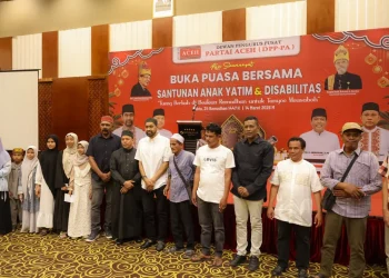 Ramadhan Penuh Kepedulian, Gubernur Aceh Santuni Anak Yatim dan Penyandang Disabilitas