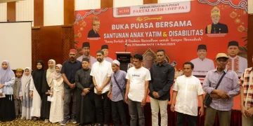 Ramadhan Penuh Kepedulian, Gubernur Aceh Santuni Anak Yatim dan Penyandang Disabilitas