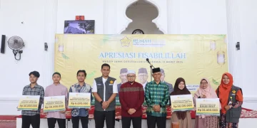 Rumah Amal Masjid Jamik USK Salurkan Apresiasi Fisabilillah untuk 272 Pengabdi Umat