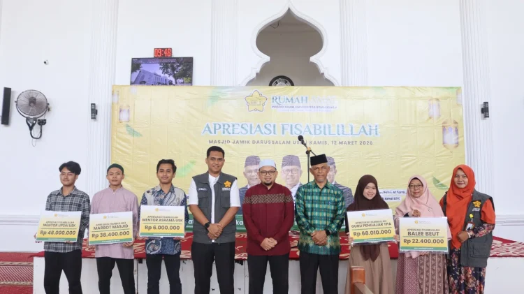Rumah Amal Masjid Jamik USK Salurkan Apresiasi Fisabilillah untuk 272 Pengabdi Umat