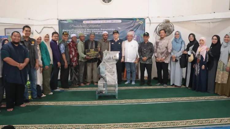 USK Bangun Meunasah dan Gelar Ramadhan Ceria untuk Penyintas Banjir di Pidie Jaya