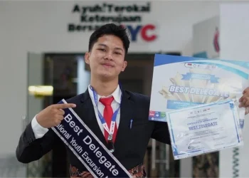 Mahasiswa Teknik Perminyakan USK Borong 5 Penghargaan Internasional di Malaysia