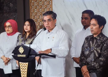 Menaker Yassierli Imbau Perusahaan Terapkan WFH 1 Hari per Minggu, Fokus Hemat Energi