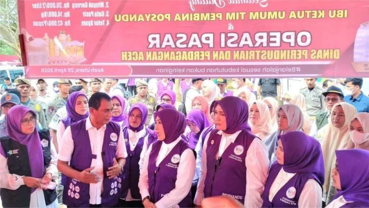Operasi Pasar Murah Ditutup di Aceh Utara, Ini Pesan Istri Mualem di Hari Posyandu Nasional