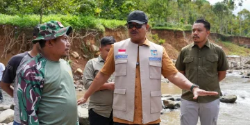 Tinjau Dua Titik di Bener Meriah, Safrizal ZA Instruksikan Percepatan Jembatan